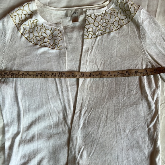 🎁🕊️Ann Taylor Loft Shrug🕊️ - Picture 7 of 10